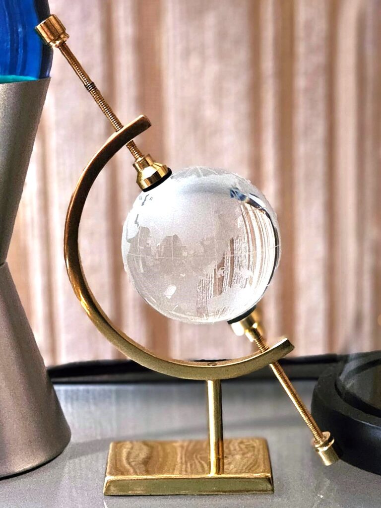 sphere display stand